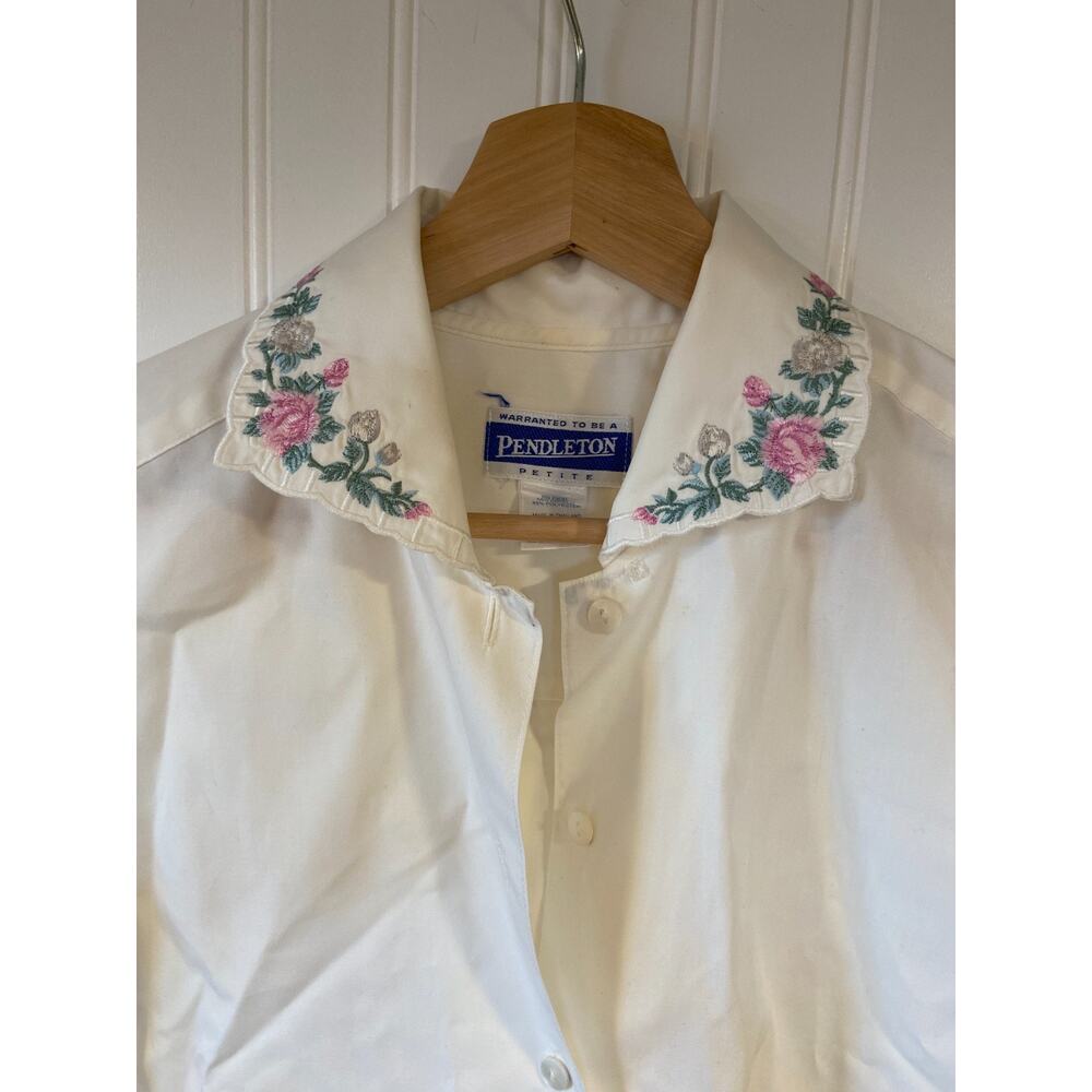 Pendleton Blouse Women's 4 Cream/ivory Button Up Shirt, Embroidered Collar, VTG - Picture 2 of 5